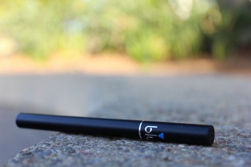 boutique-VALDEBLORE-min_e_cigarette_vaping_blu_cigs_blu_electronic_cigarette_tobacco_cigarette_smoke-637061